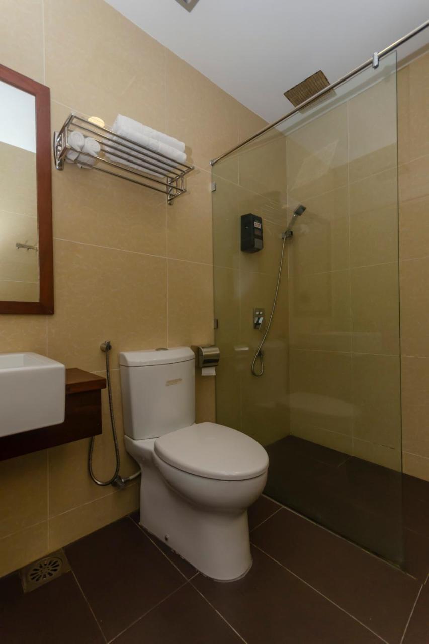 Rs Boutique Hotel Kluang Buitenkant foto