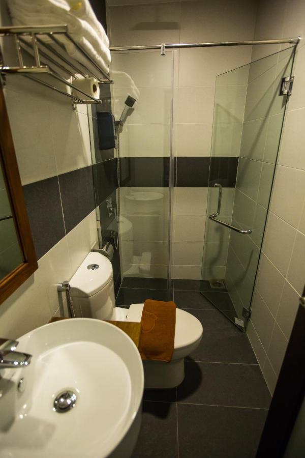 Rs Boutique Hotel Kluang Buitenkant foto